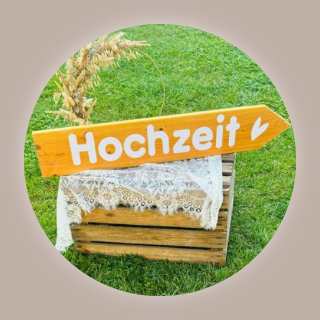 Wegweiser- Hochzeit